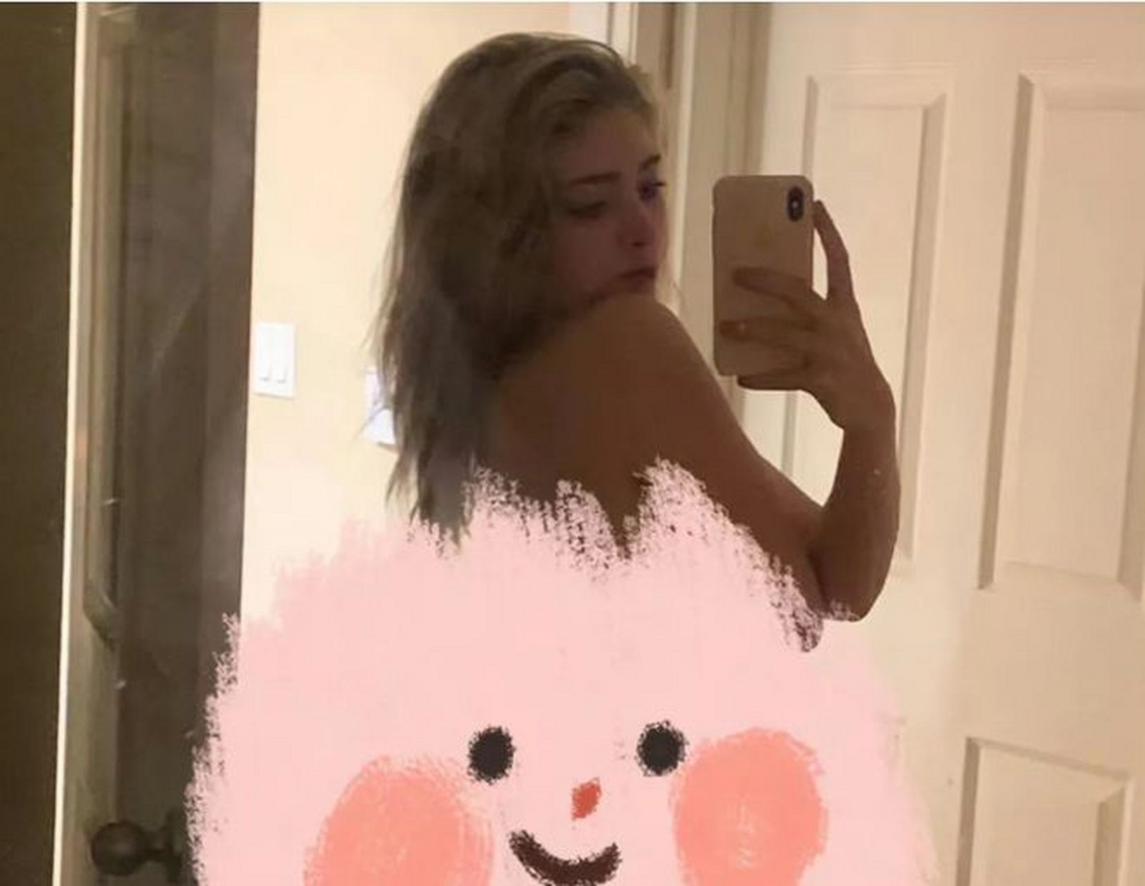 太刺激了,女演员晒裸照反击黑客勒索!