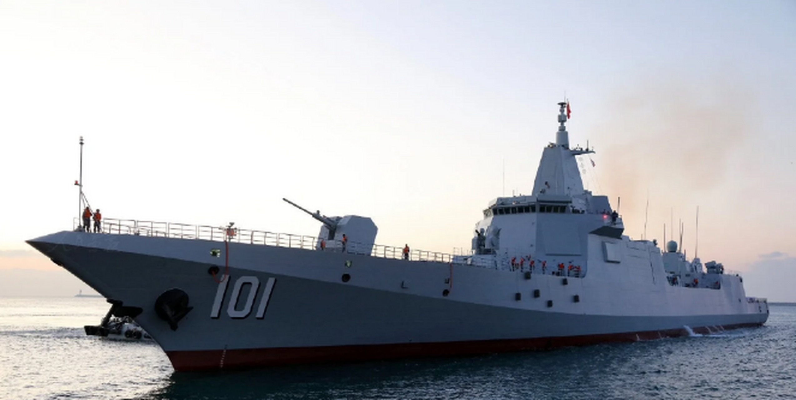 局势越危急,造舰越不能停!8艘055入列服役,省会城市名不够用了.