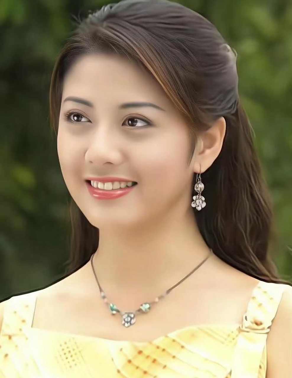 台湾古典美人韩瑜:神似高圆圆,被八点档乡土剧埋没太可惜提起"韩瑜"这