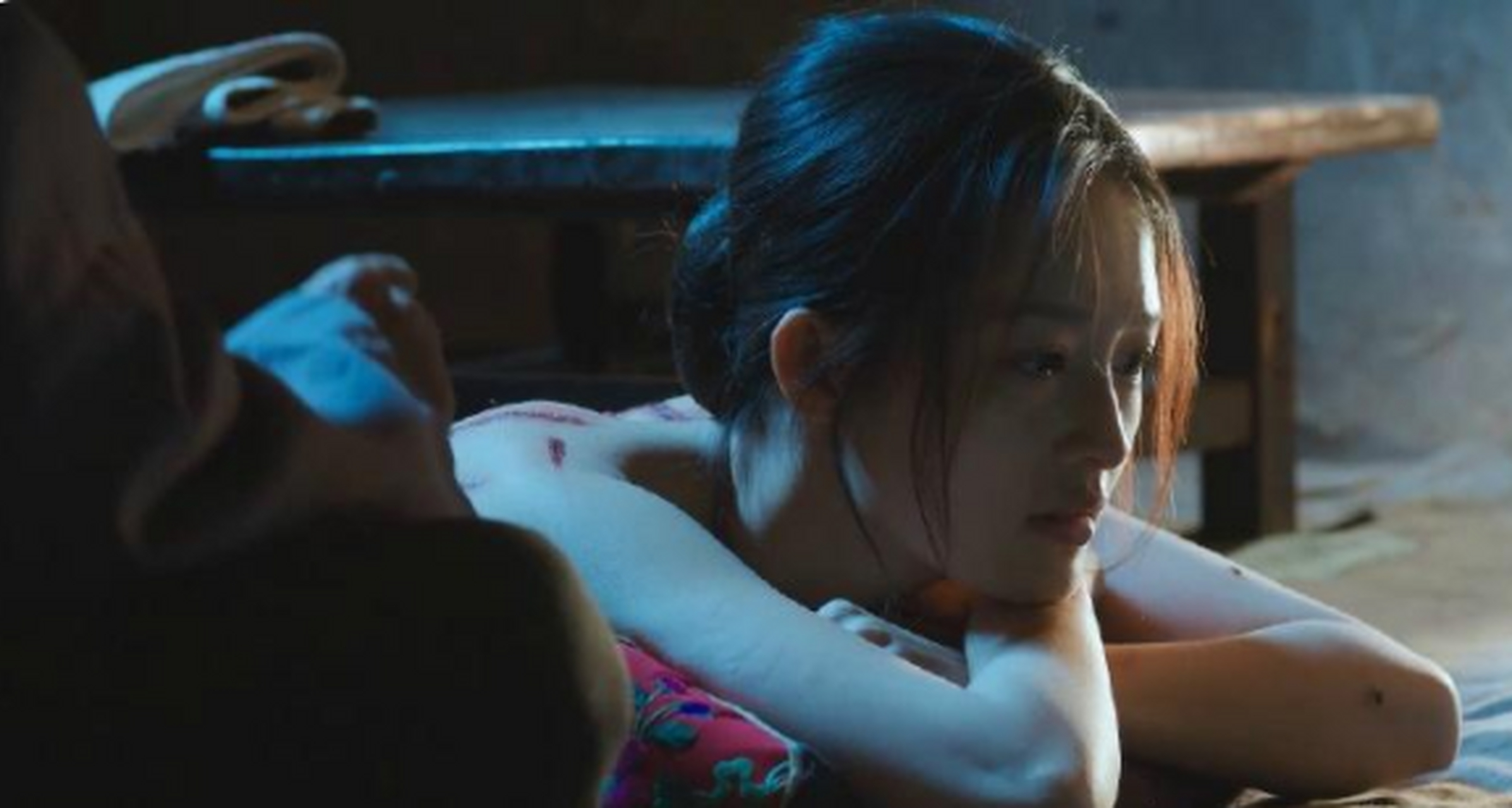 白孝文16岁娶了媳妇,可他不懂男女之事,结婚6天都没有实质性行动,第7