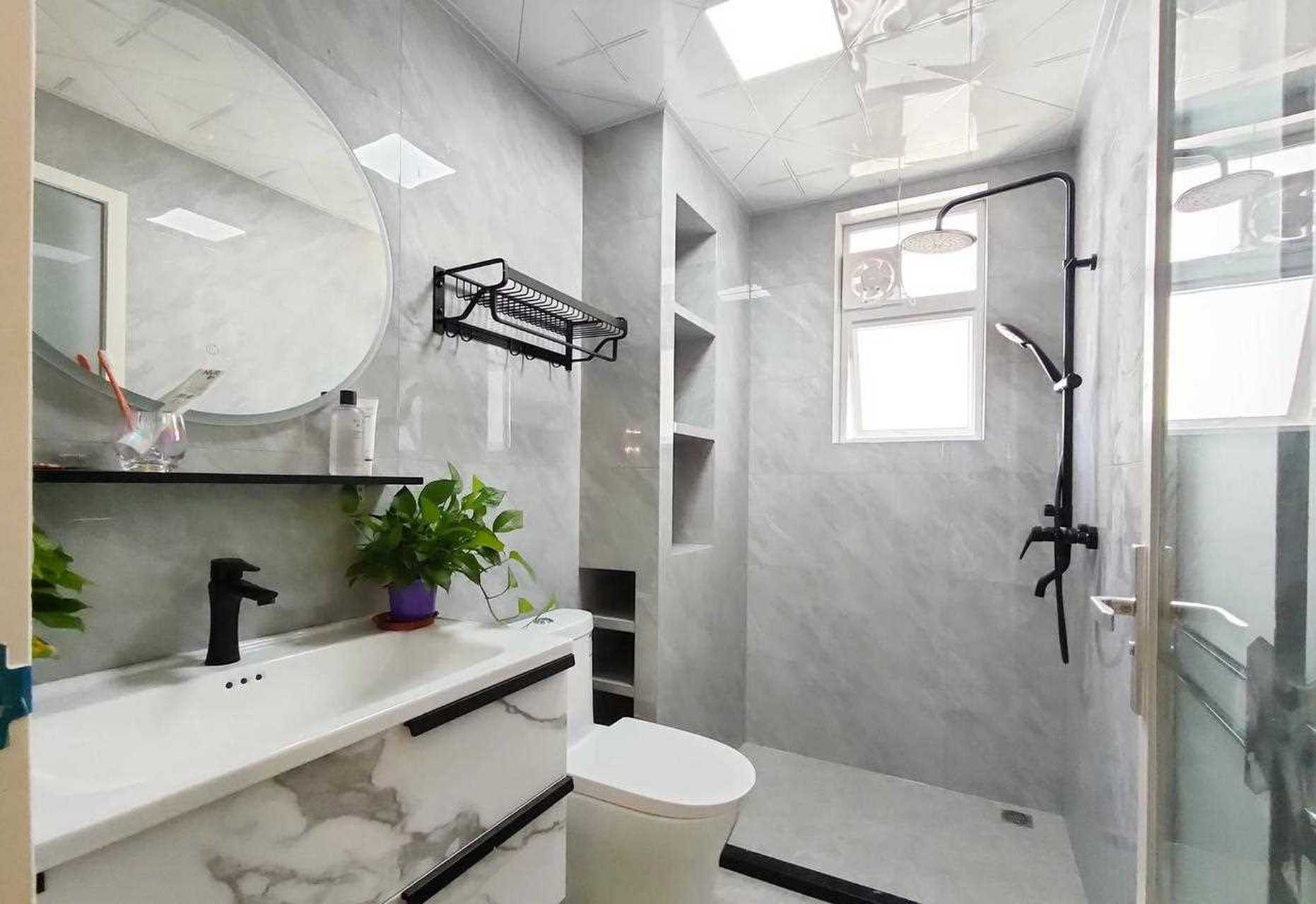 壁龛类型与施工工艺 卫生间多半是做包管的时候隔出开放格做壁龛,从