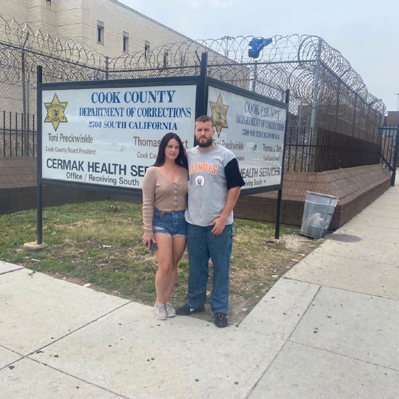 打雷姐疑似新恋情曝光 男方晒出多张亲密合照