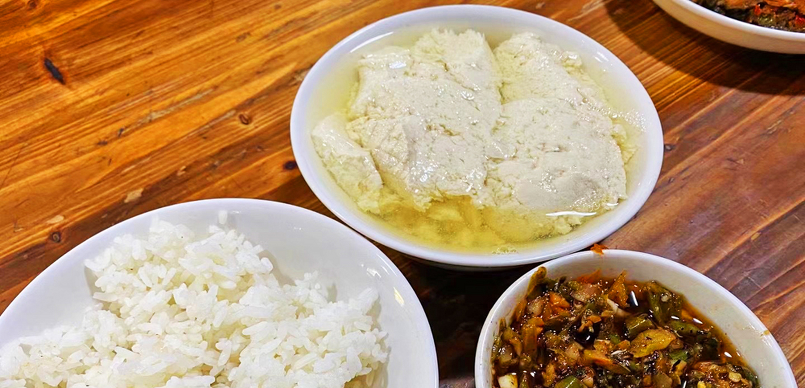 后来离开涪陵,却开始了怀念豆花饭的味道.