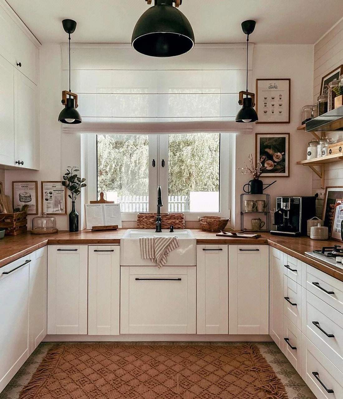 好看的白色原木风复古厨房[照相机][照相机] [兔子]简简单单的白色和