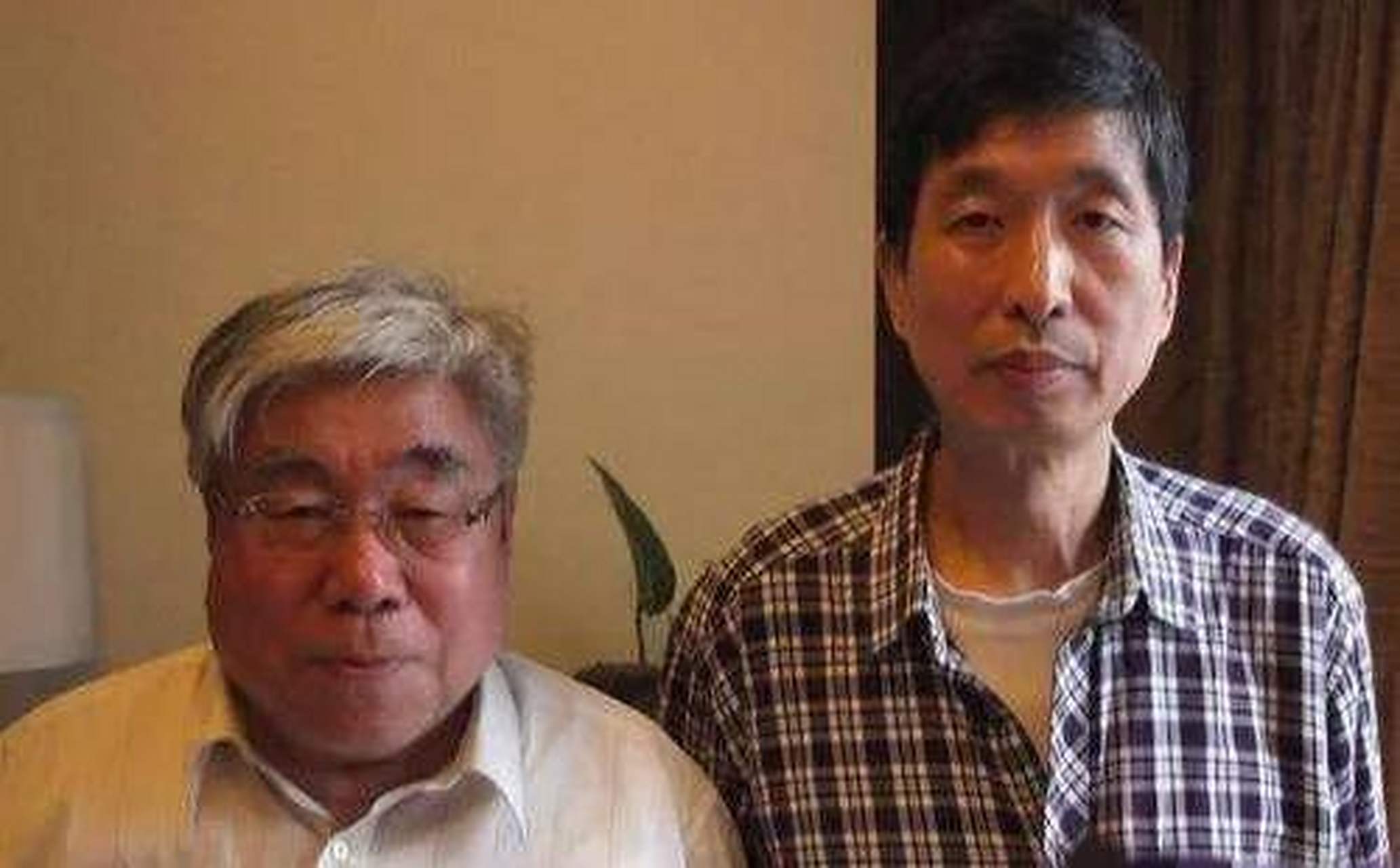 领动计划# 韩爱晶(右)晚年极其罕见的照片曝光.