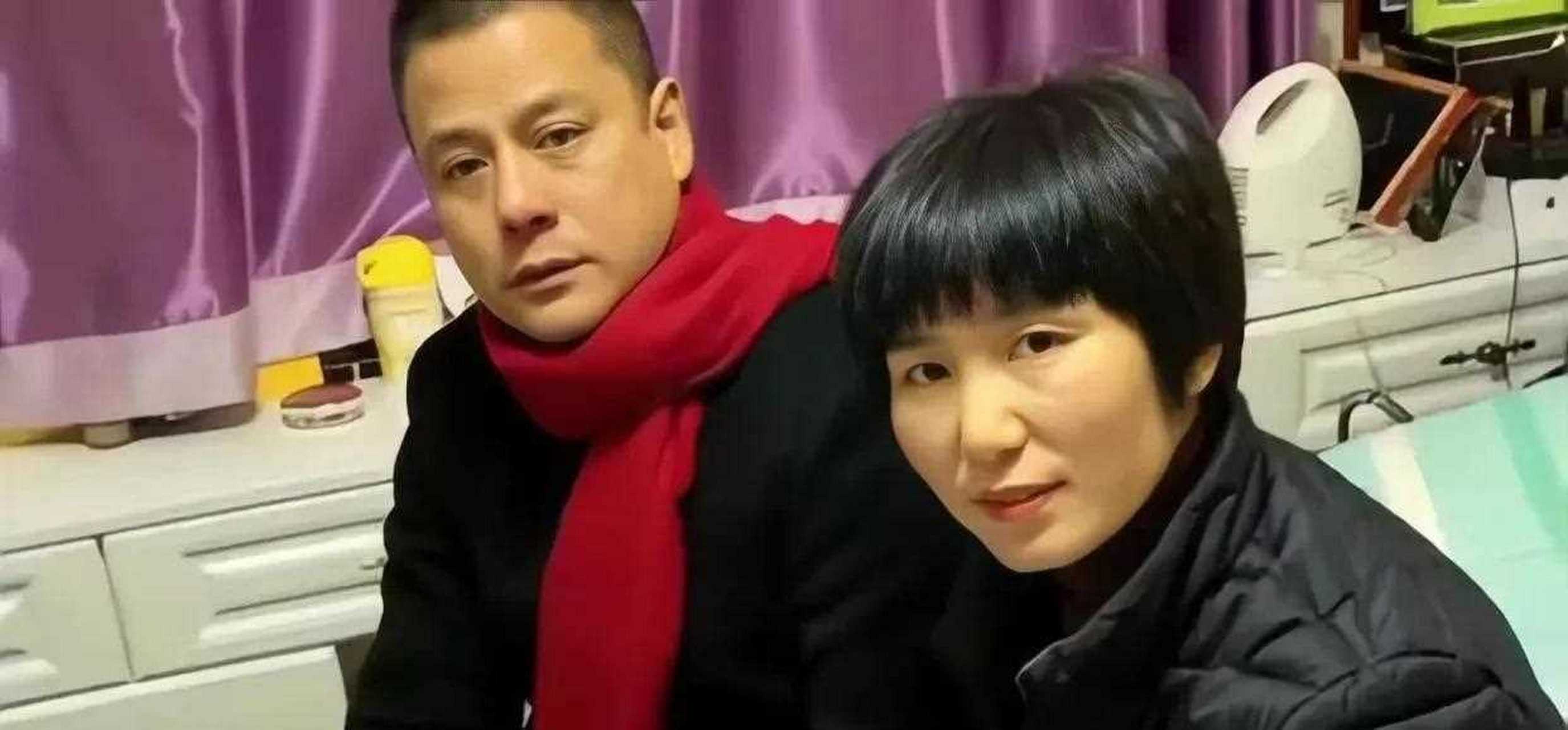 老杨,大杨哥,小杨哥父子三人与妻子合影照!