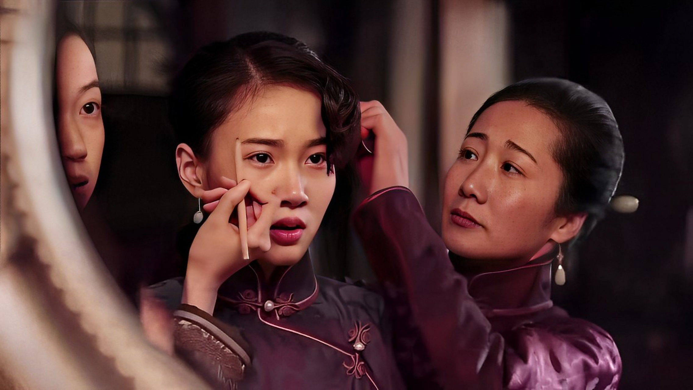 一天,张作霖刚躺下,第五任妻子张寿懿说:"不着急.