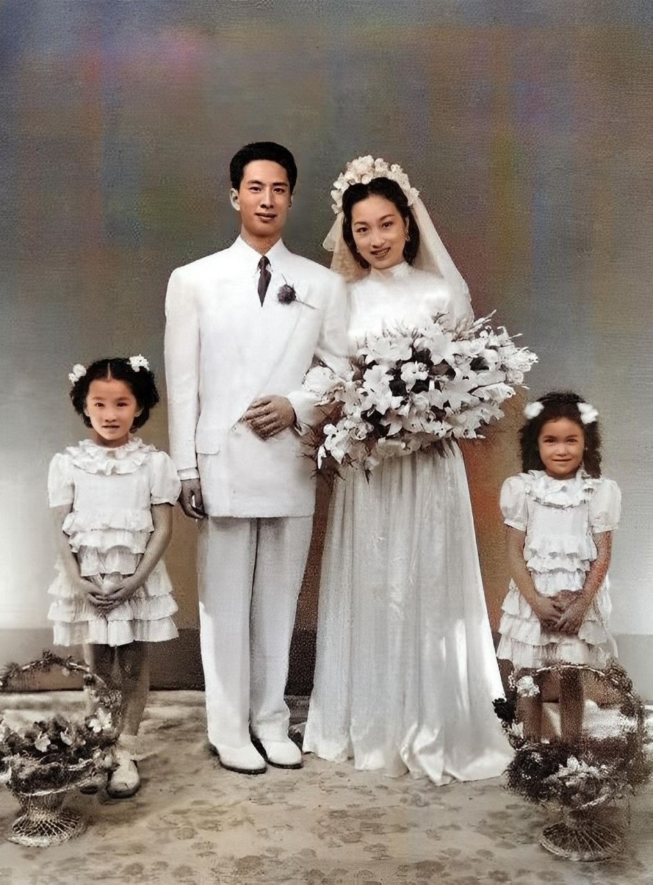 冯喆的一生虽然短暂,但他在银幕上的素雅气质,沉稳精湛的演技,堪称