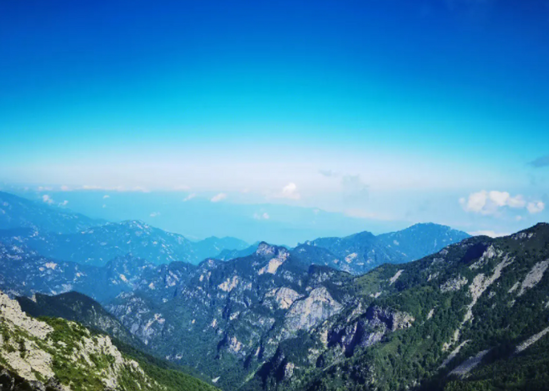 宝鸡太白山国家森林公园位于秦岭主峰太白山北麓的陕西省眉县境内