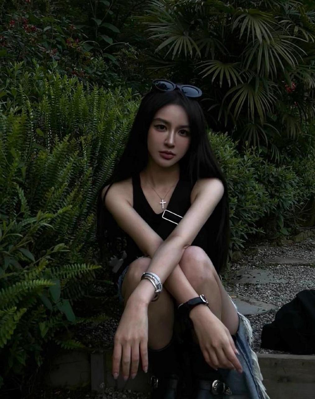 网红美女杨娇娇迷人美照欣赏,好漂亮啊