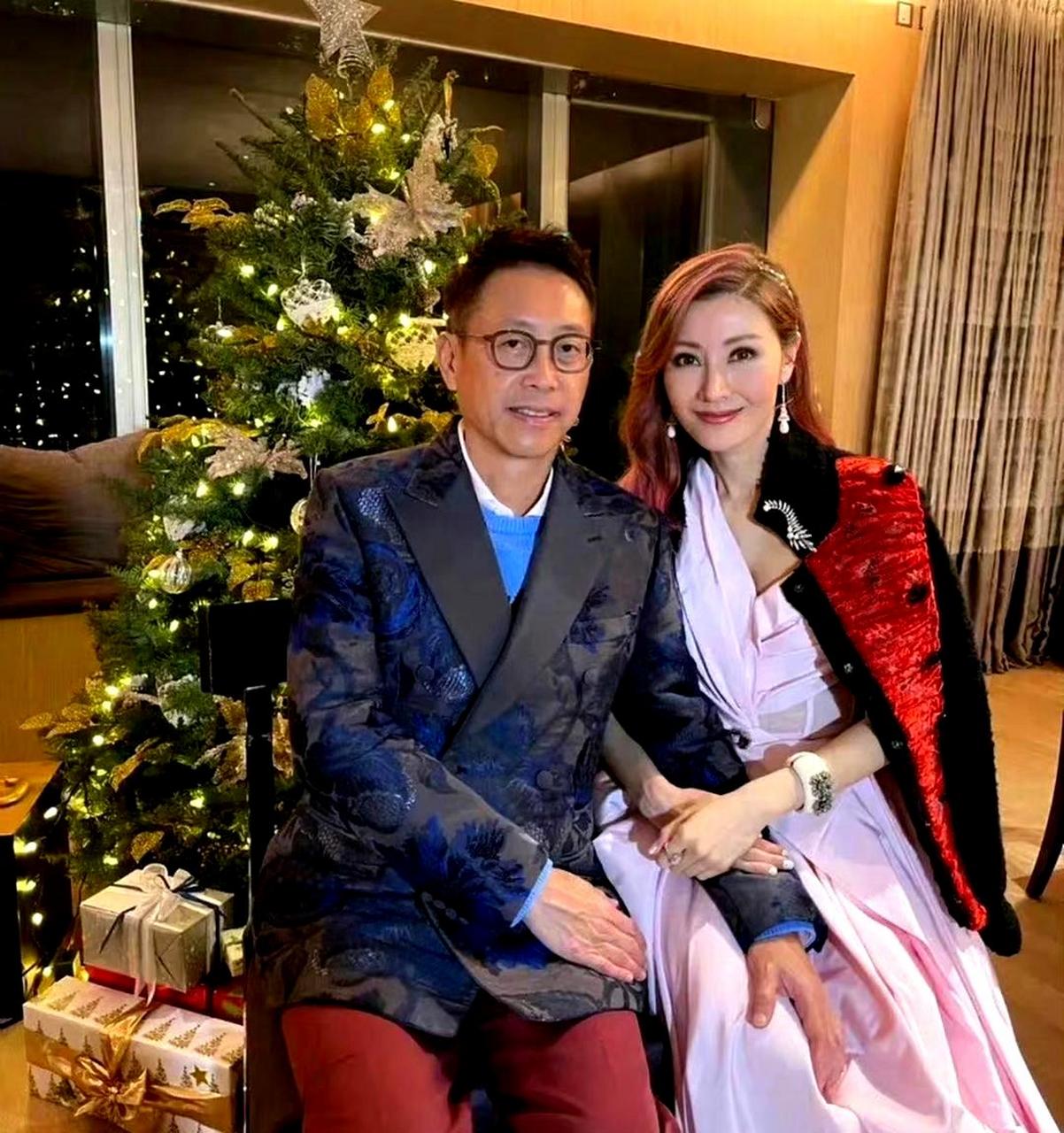 李嘉欣和丈夫许晋亨的时尚品味有些独特.