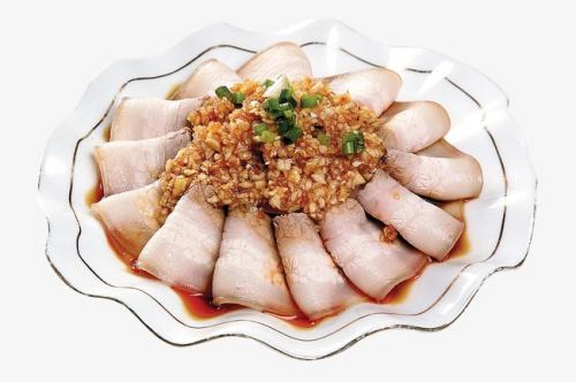 泸州白肉又称蒜泥白肉,选用肥瘦相连的坐臀肉或五花肉传统上选用前者