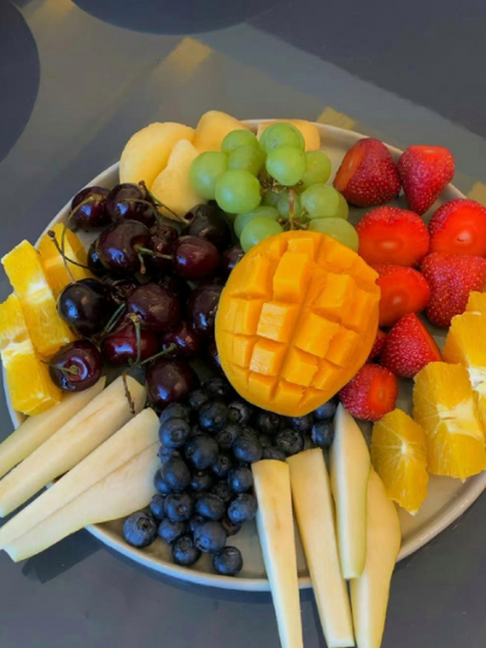 心情不好来我这就对了 九宫格治愈的水果拼盘 吃不到,看看就开心