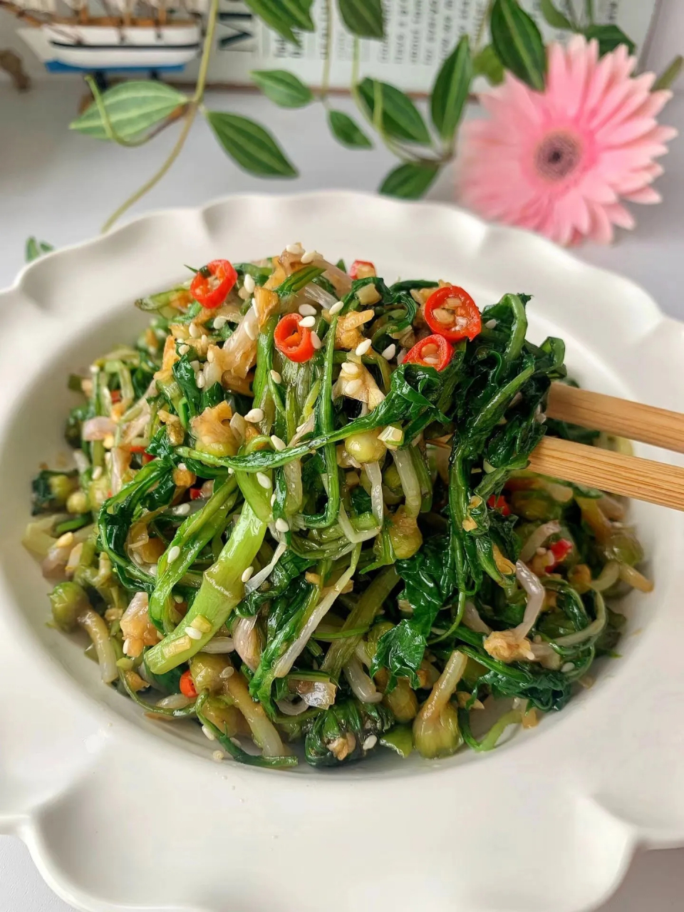 凉拌蒲公英可以降血压还好吃