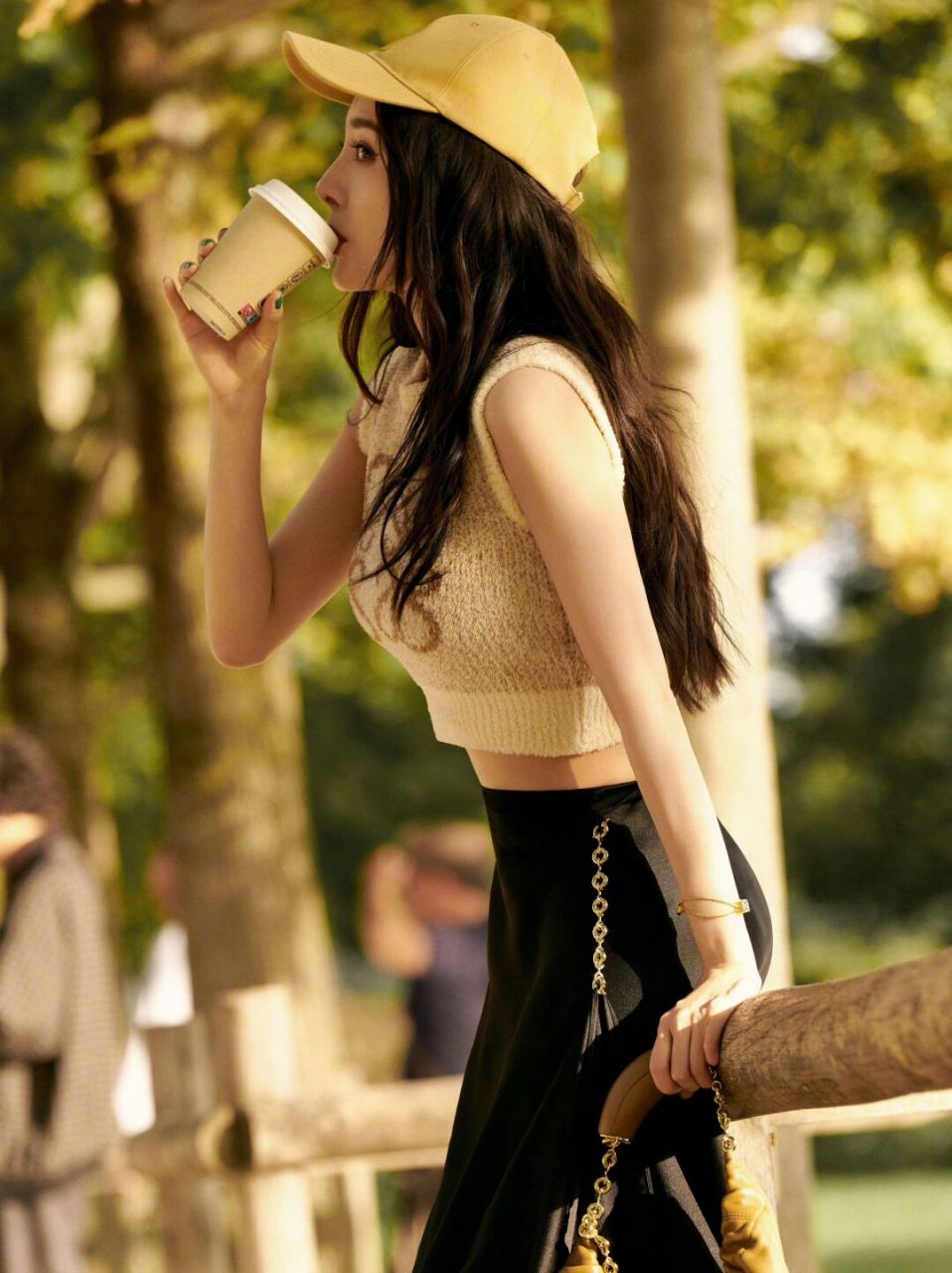 明星穿搭 杨幂的幂式穿搭太绝了 恭喜幂姐拿下新代言 穿搭这一块还得