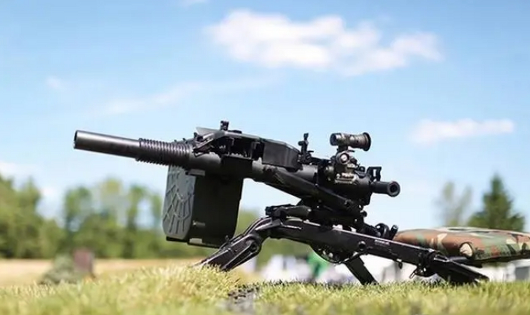 ags-40自动榴弹发射器 性能先进却无法列装 成俄军迷的痛.