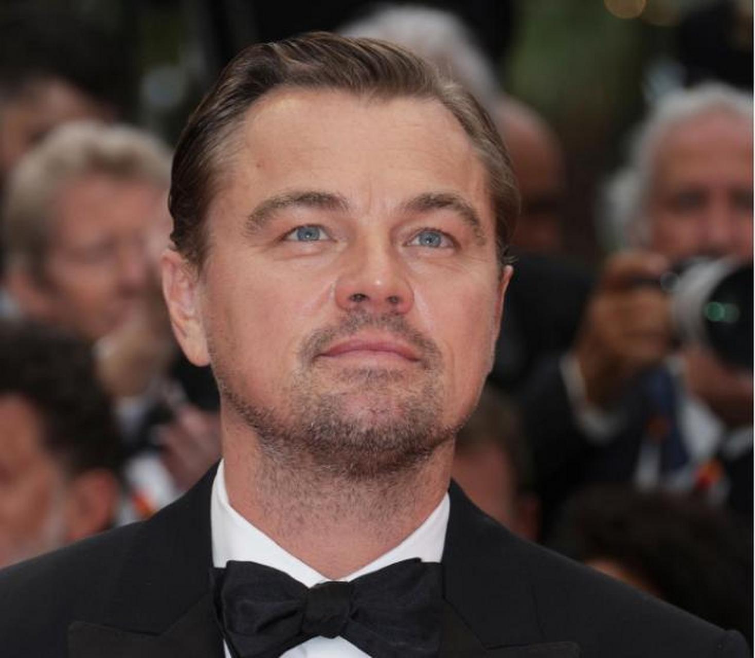 【莱昂纳多亮相戛纳红毯,成功去油依然帅气】戛纳红毯上除了华语明星,