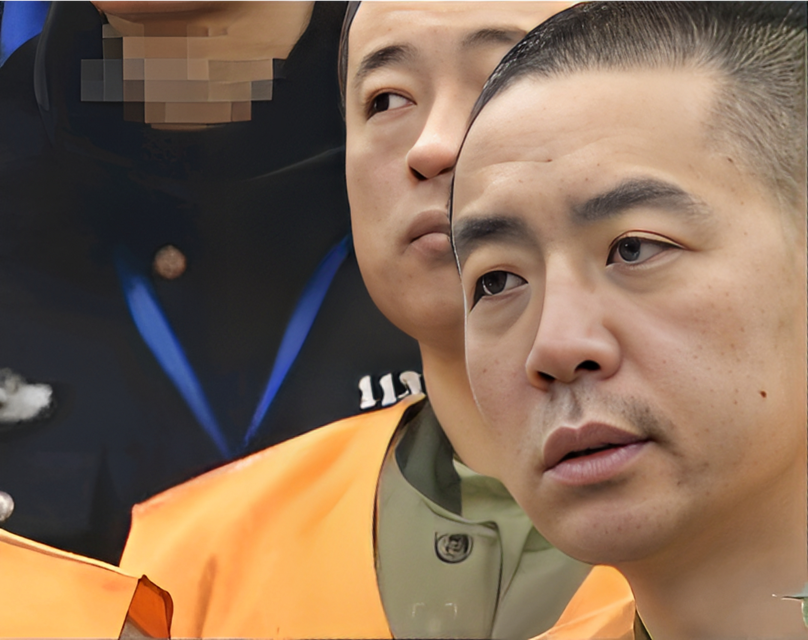 2012年,被判死刑的聂磊在青岛被称为聂磊的大名! 16岁时,他因抢劫罪被