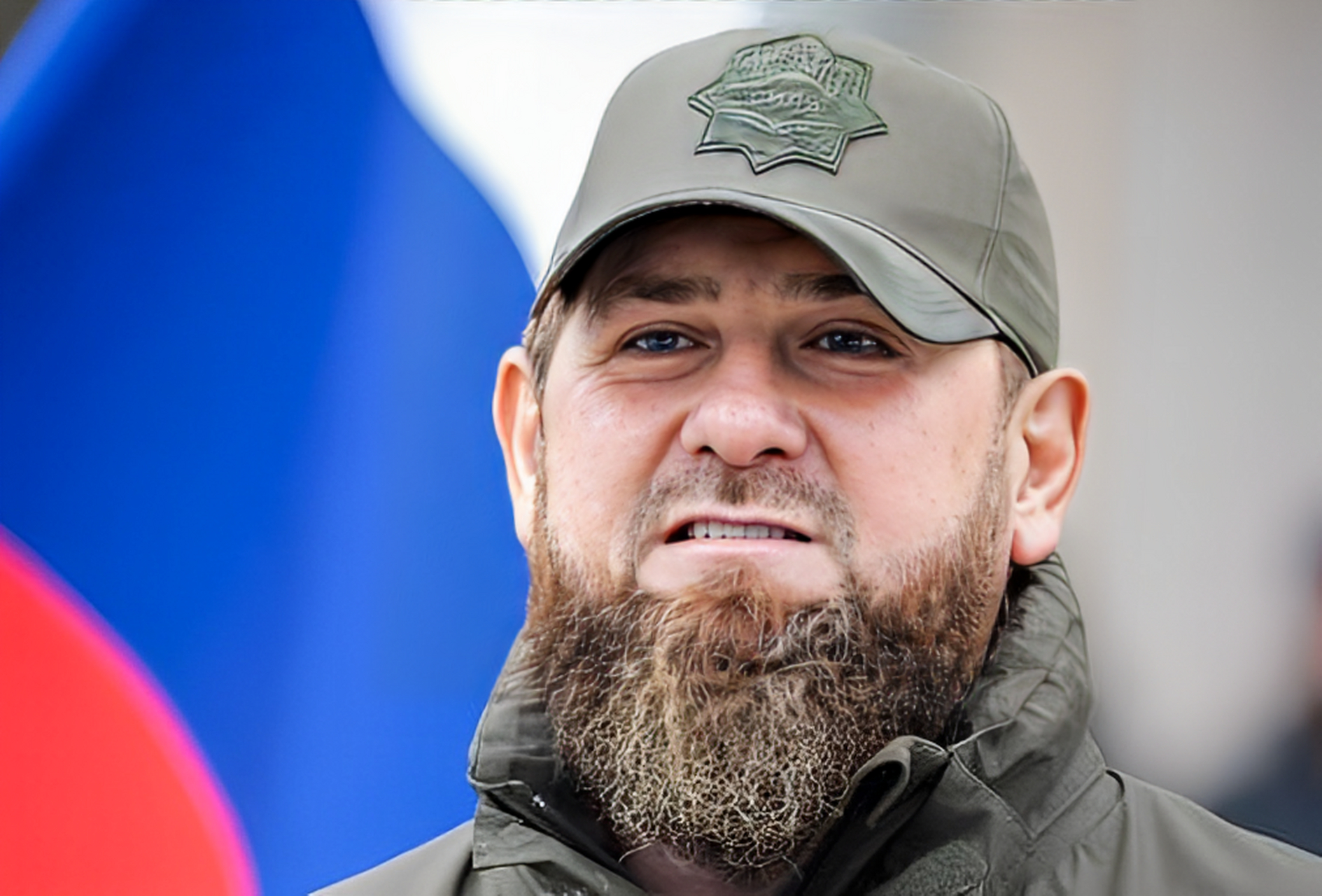 小俄罗斯卡德罗夫,这个铁血汉子同时拥有2个妻子和10个孩子!