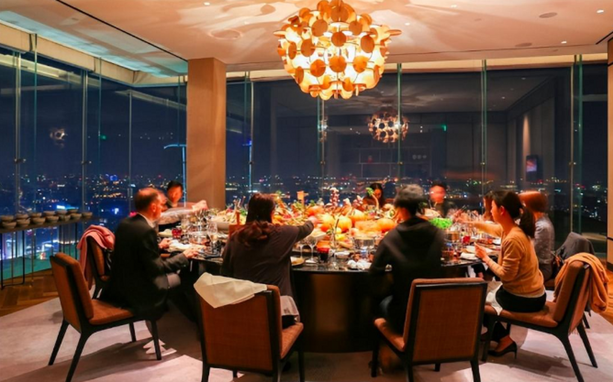 这一操作不仅把服务员整懵了,把我也整懵了