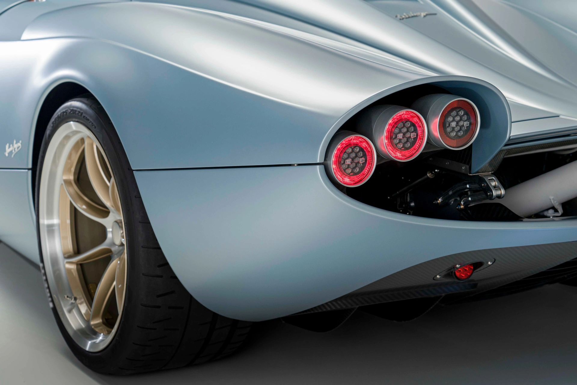 豪车鉴赏 帕加尼huayra codalunga #超跑# #豪车超跑# #超跑大赏