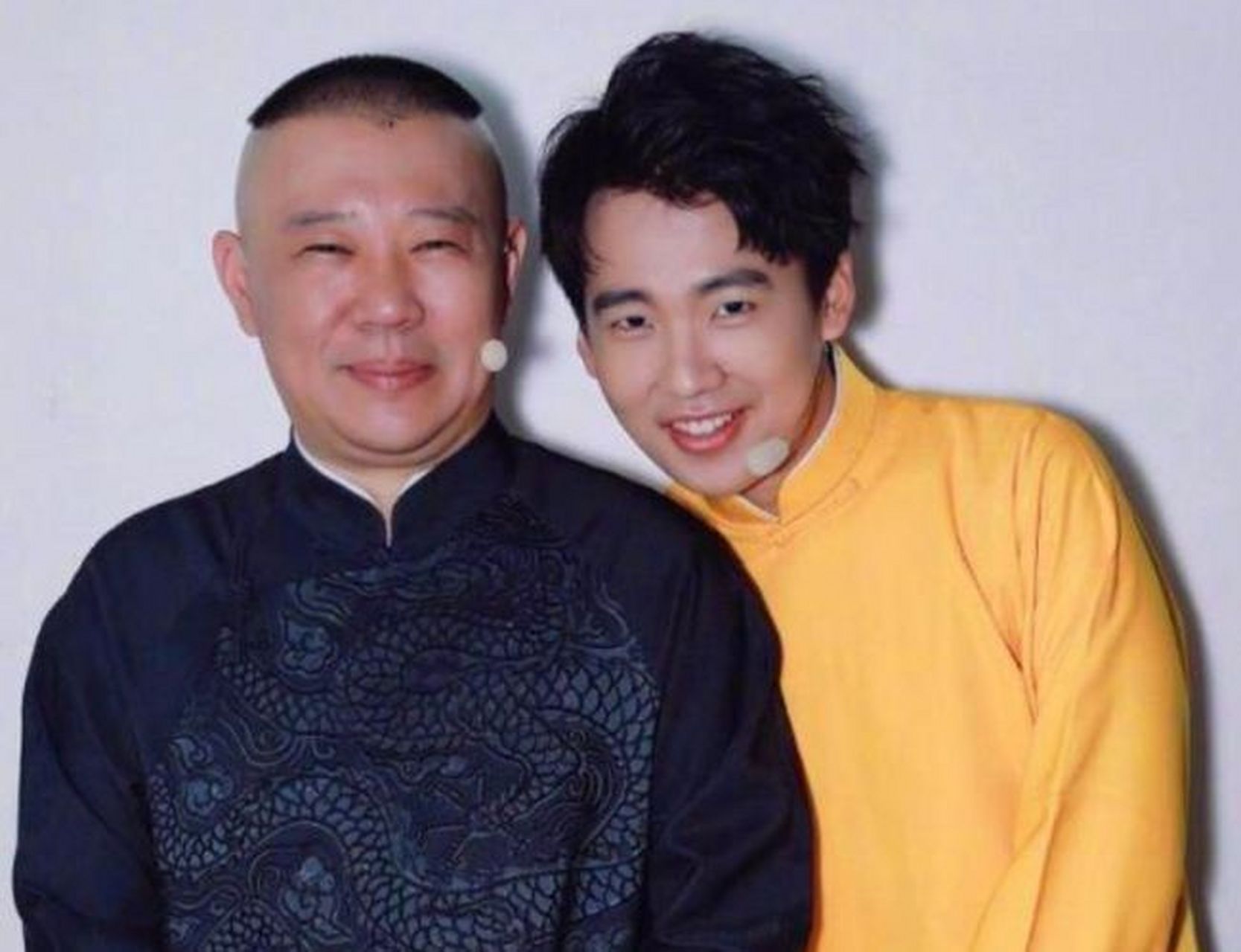 【郭麒麟过生日郭德纲送了件蟒】 2月8日是郭麒麟26岁生日,郭德纲发文