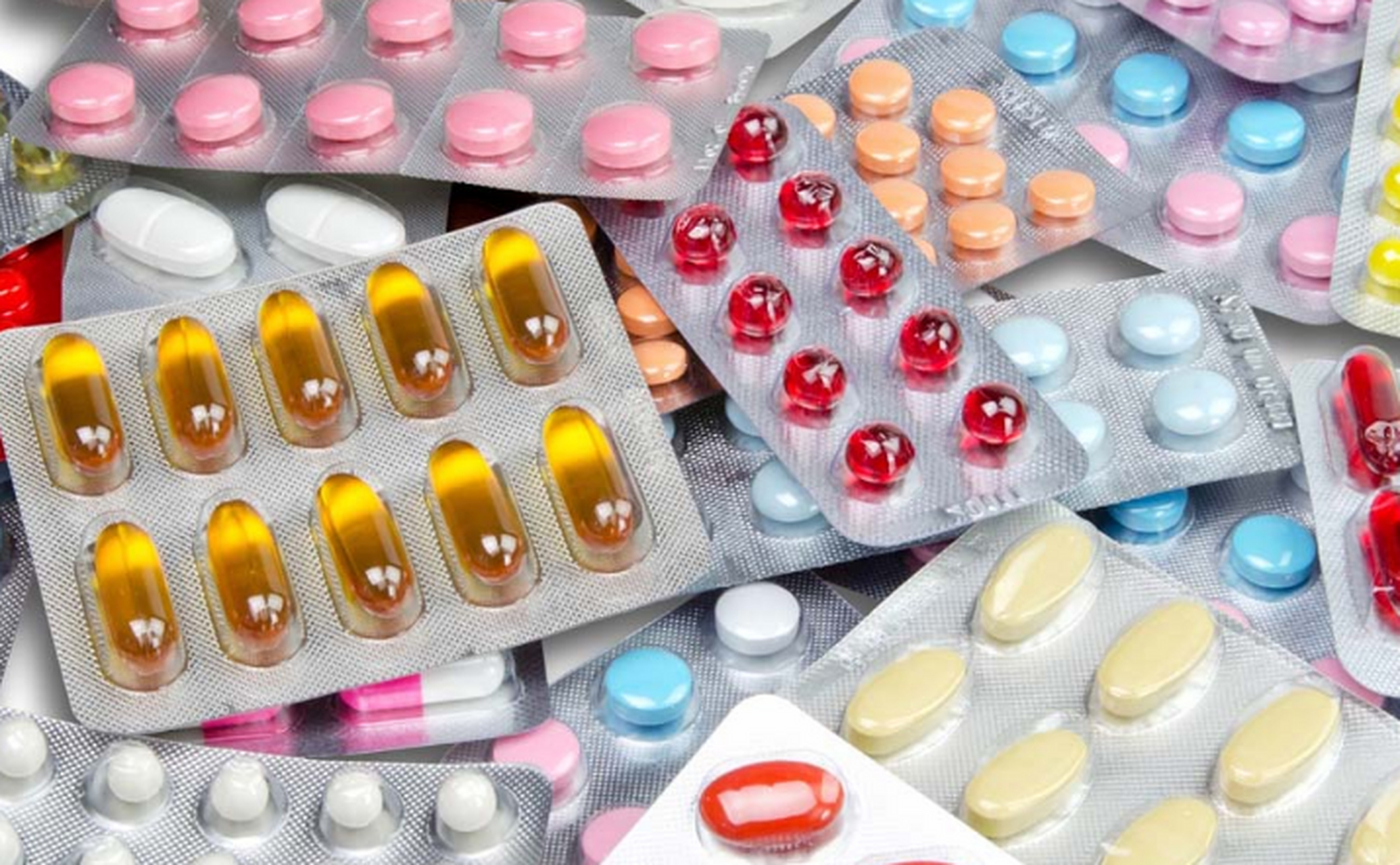 两个强搭配,男题不手软 第一个补肾益气胶囊,男人要想立的快,就少不了