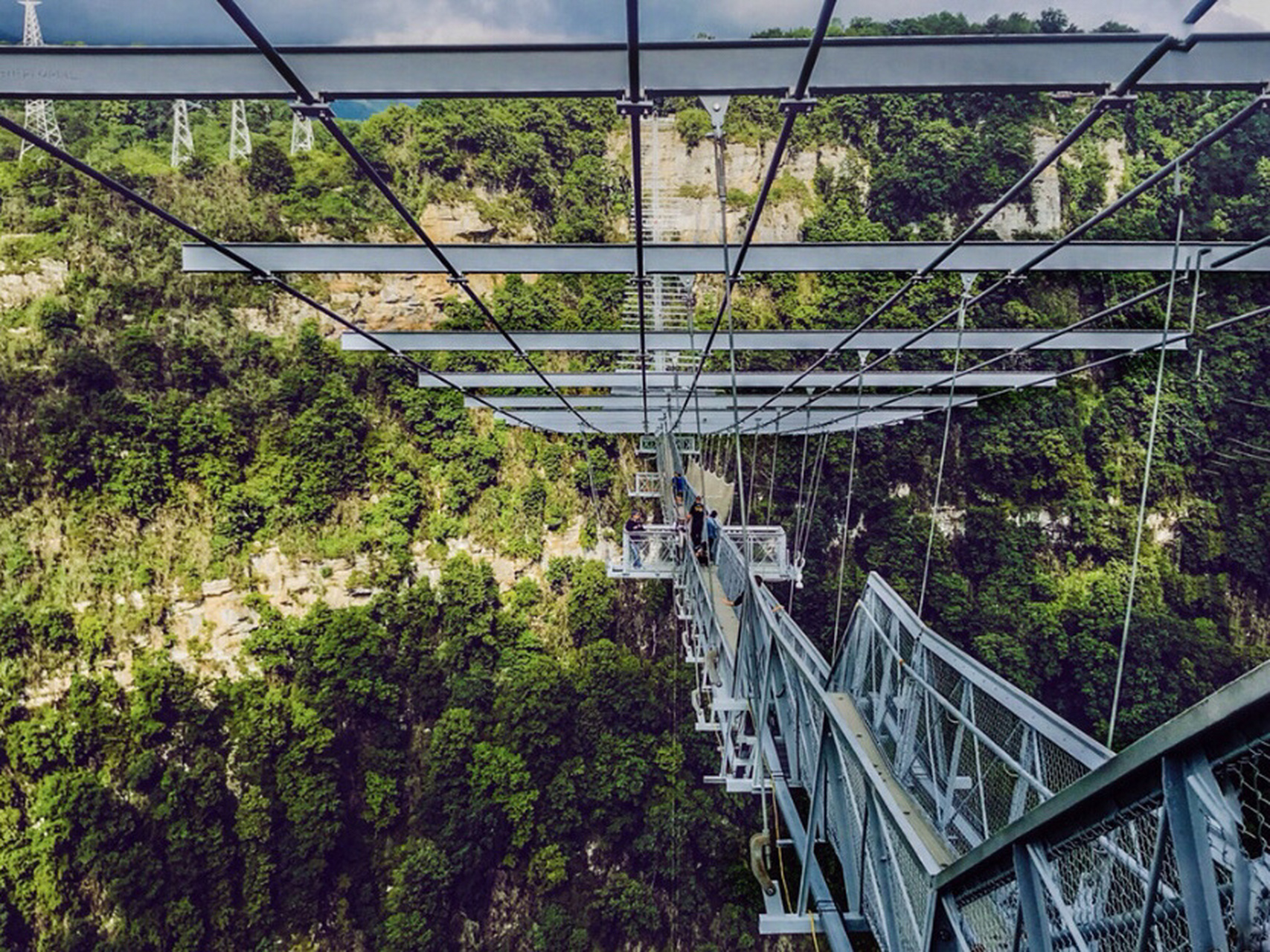 推荐指数: 推荐原因:与其他海岛不同,黑海是世界上唯一的双层海,水下