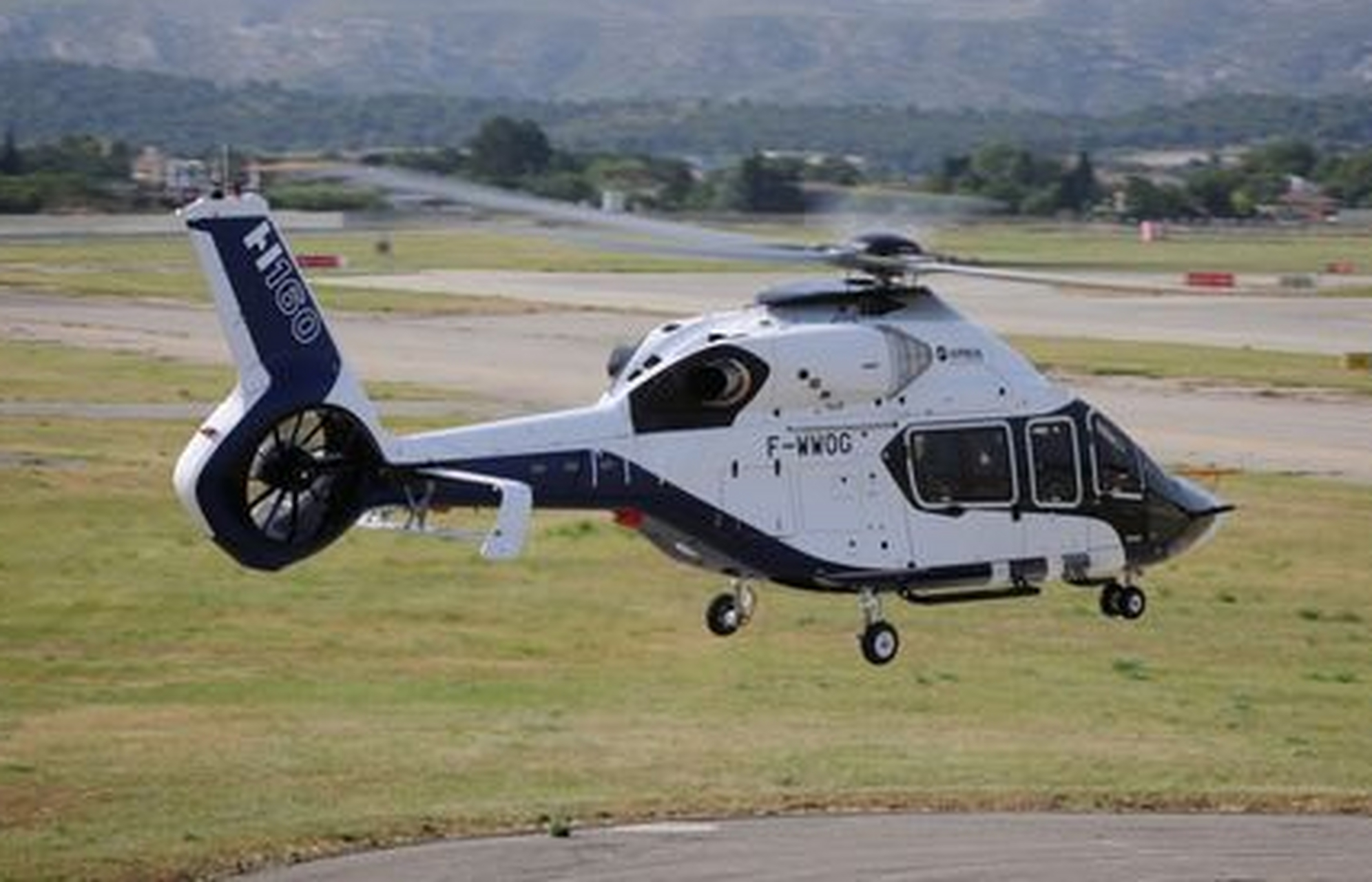 外媒:空客称将向中国公司出售50架h160直升机 据法新社7日刚刚消息