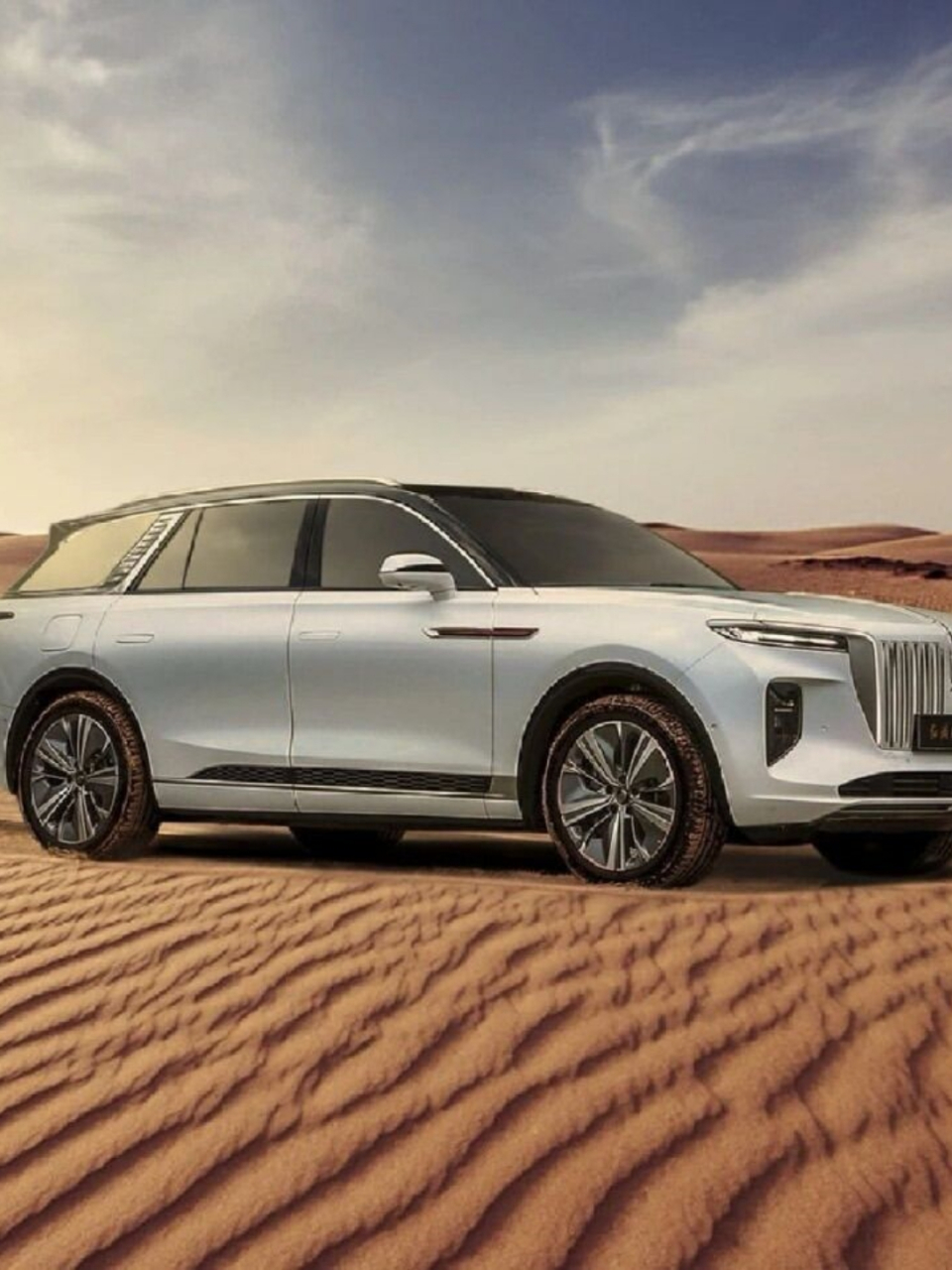 红旗e-hs9:每天一车,豪华电动车新选择  红旗hs9是一款中大型suv,售价