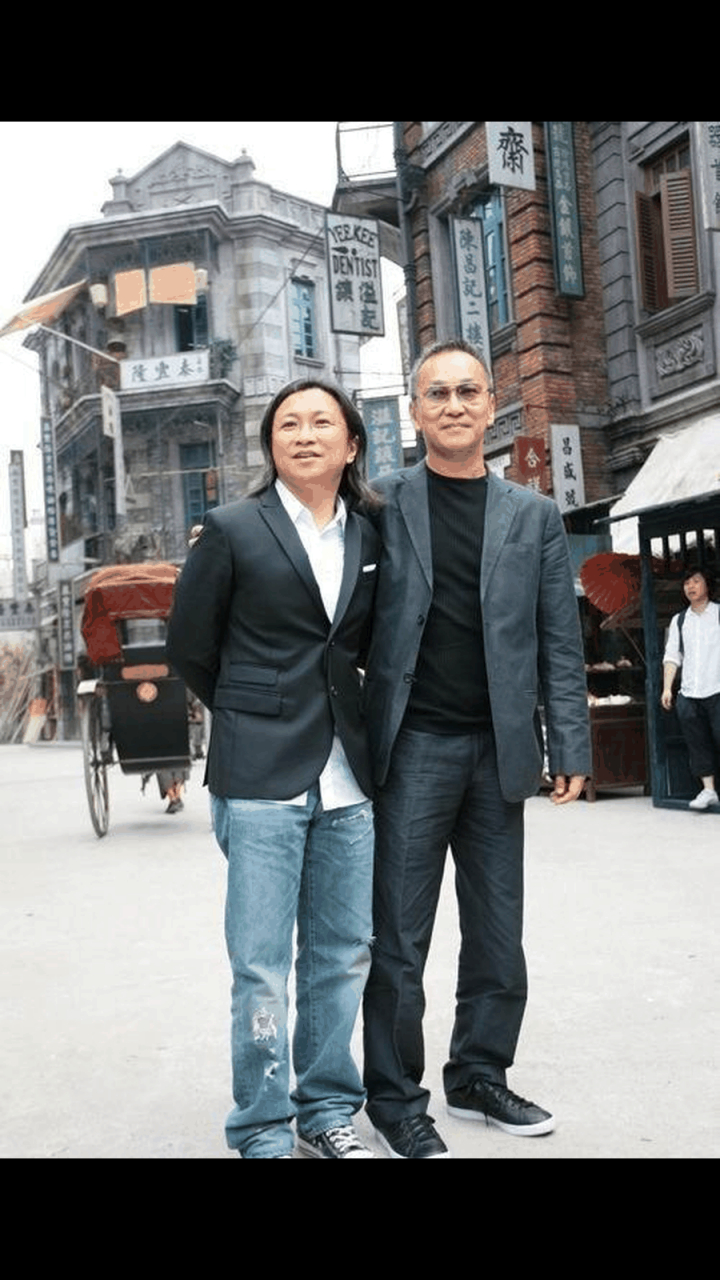 " 陈可辛很爽快的说:"你需要多少钱?" 陈德森说:"6800万.