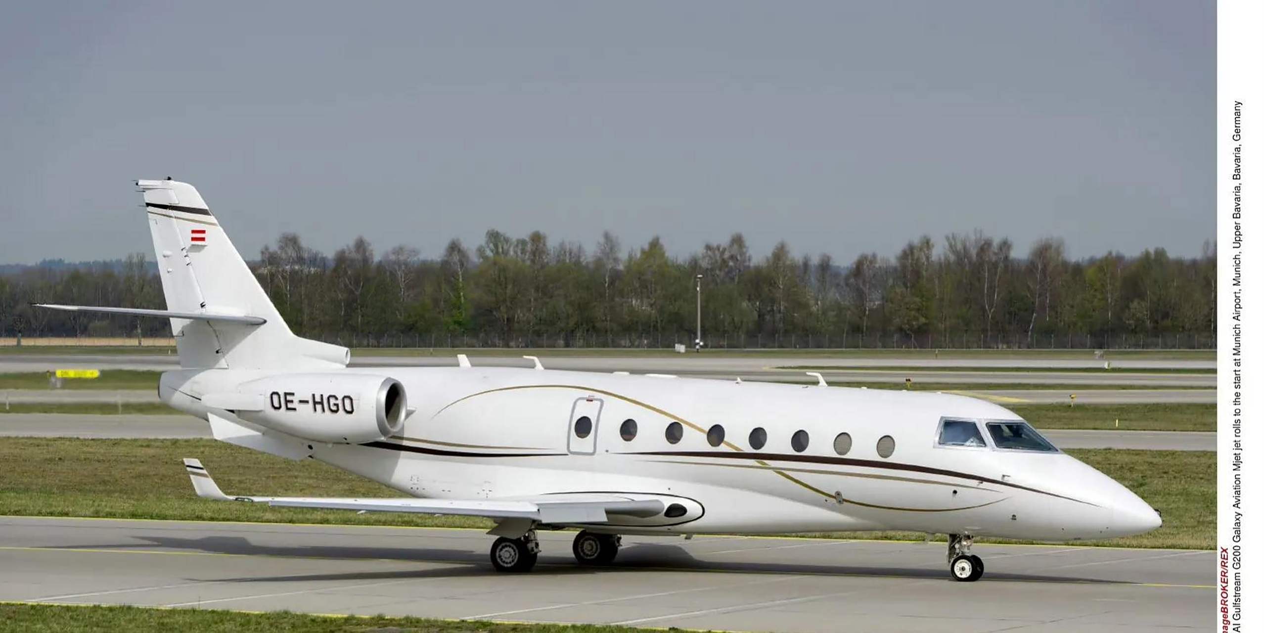 【c罗要买新的私人飞机】c罗目前拥有的私人飞机,是售价2000万欧元的