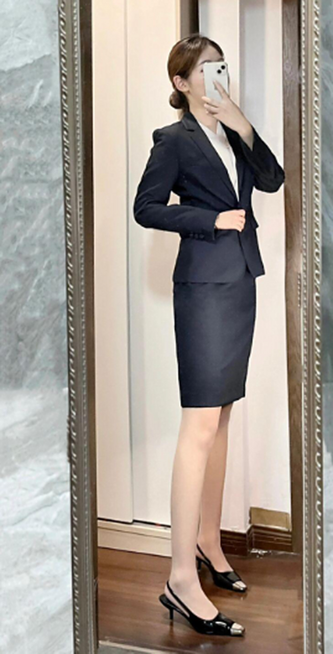 今天的任务:做职场知性小秘书!