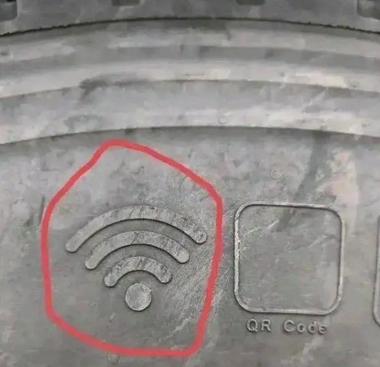 轮胎上这个标志是说不可以听音乐,可以连wifi吗