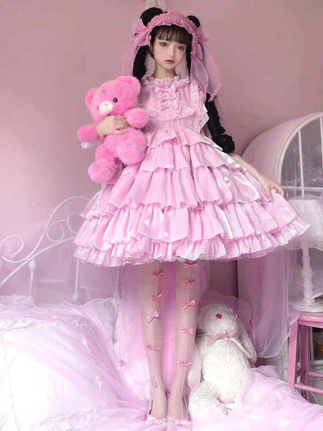 甜美可爱的洛丽塔洋装受到了很多女生的欢迎,但洛丽塔也有很多不同的