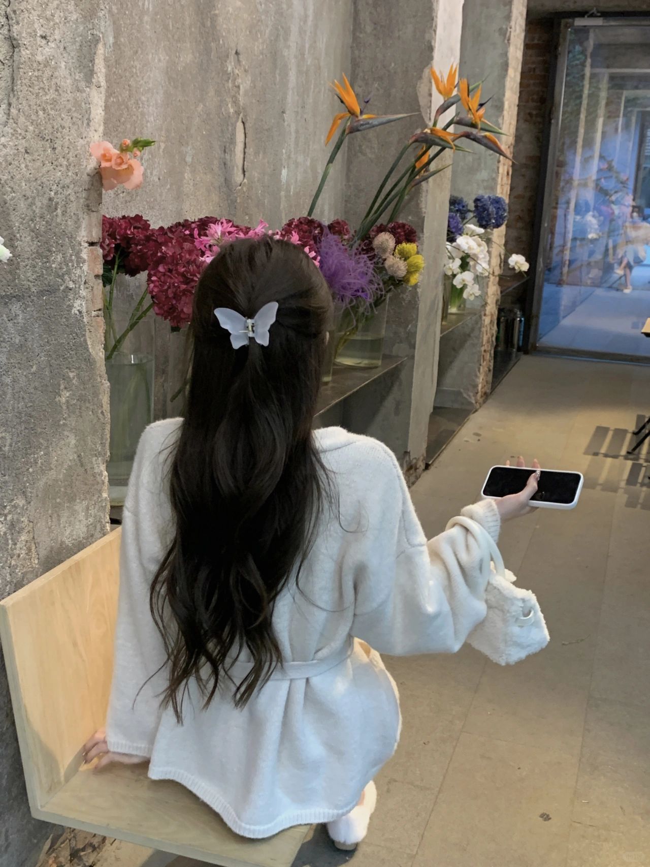 季节都是嘎嘎乱杀 百搭又温柔轻松拿捏氛围感美女 整体上身有点女人味