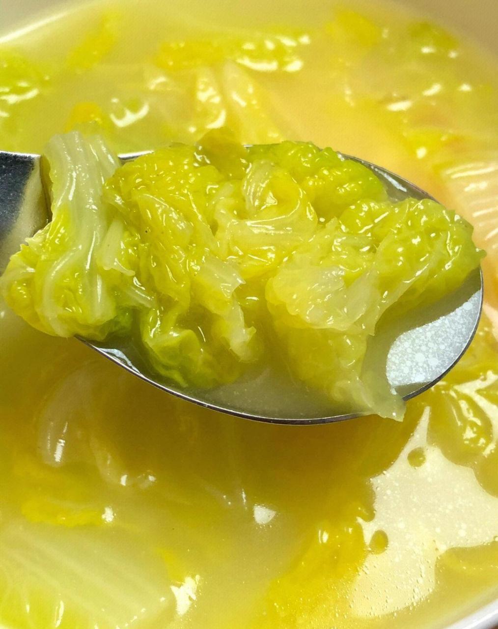 90食材: 娃娃菜鸡蛋 90做法: 971:锅中少油煎鸡蛋 972:加入