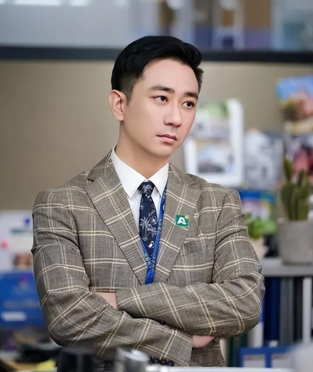 王自健是靠东方卫视综艺《今晚80后脱口秀》一举成名,成为红遍一时的