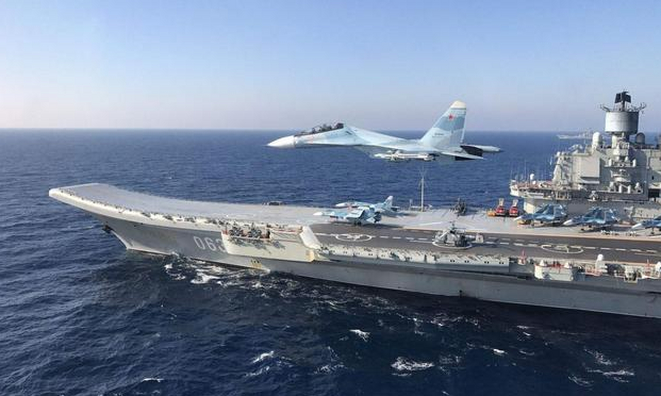 我们都知道,当前的国际形势复杂严峻,但即便面临这样的严峻形势,中国