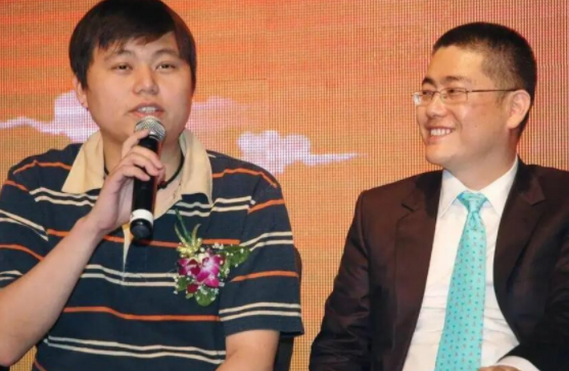 "妻子以为他开玩笑:"有多少?"他说:"4100万!