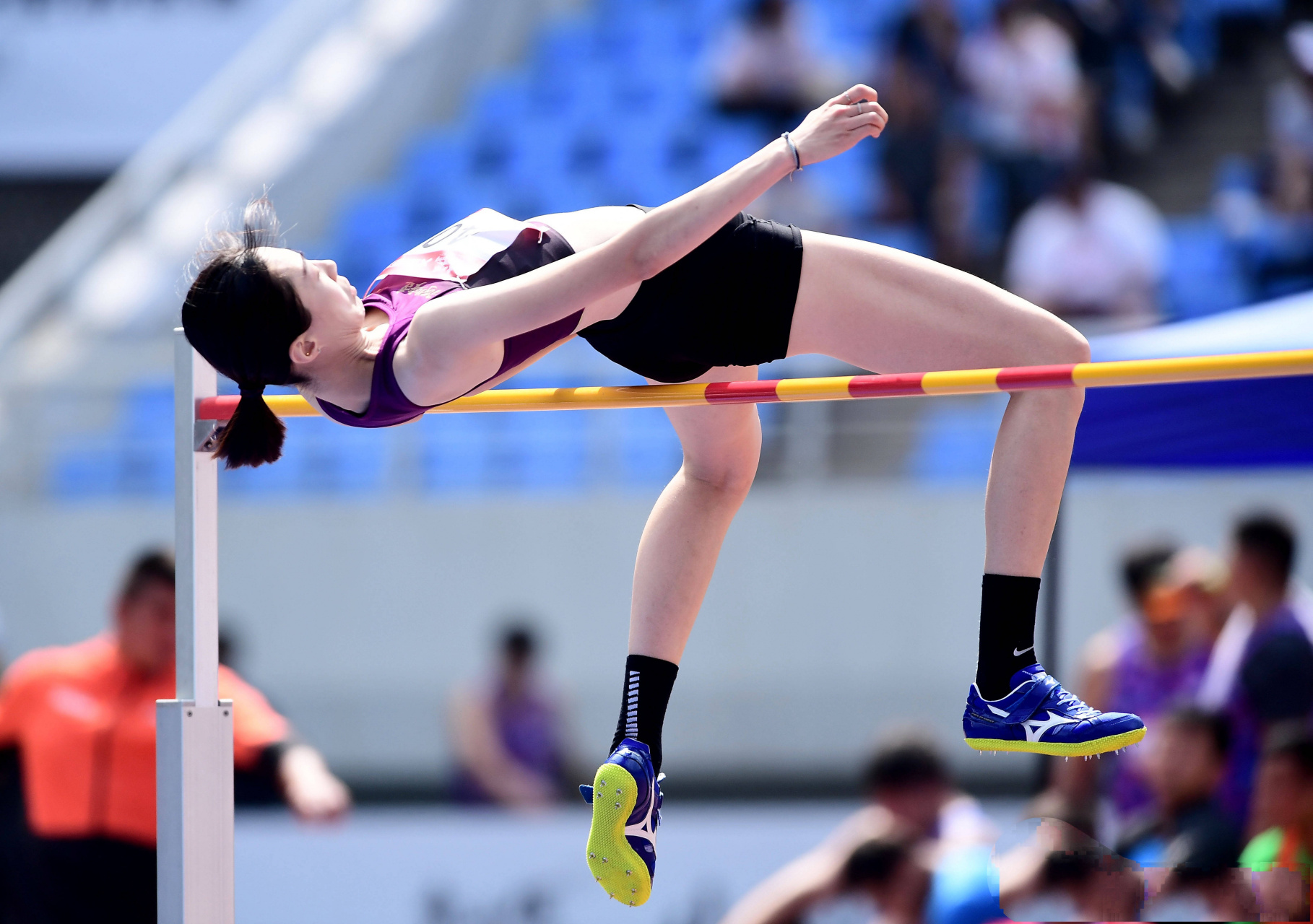 中国田径近日涌现出了三位颜值与实力并存的绝世美女,她们在全国比赛