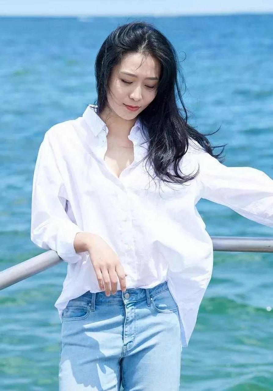 喜剧新锐开心麻花演员贾金金