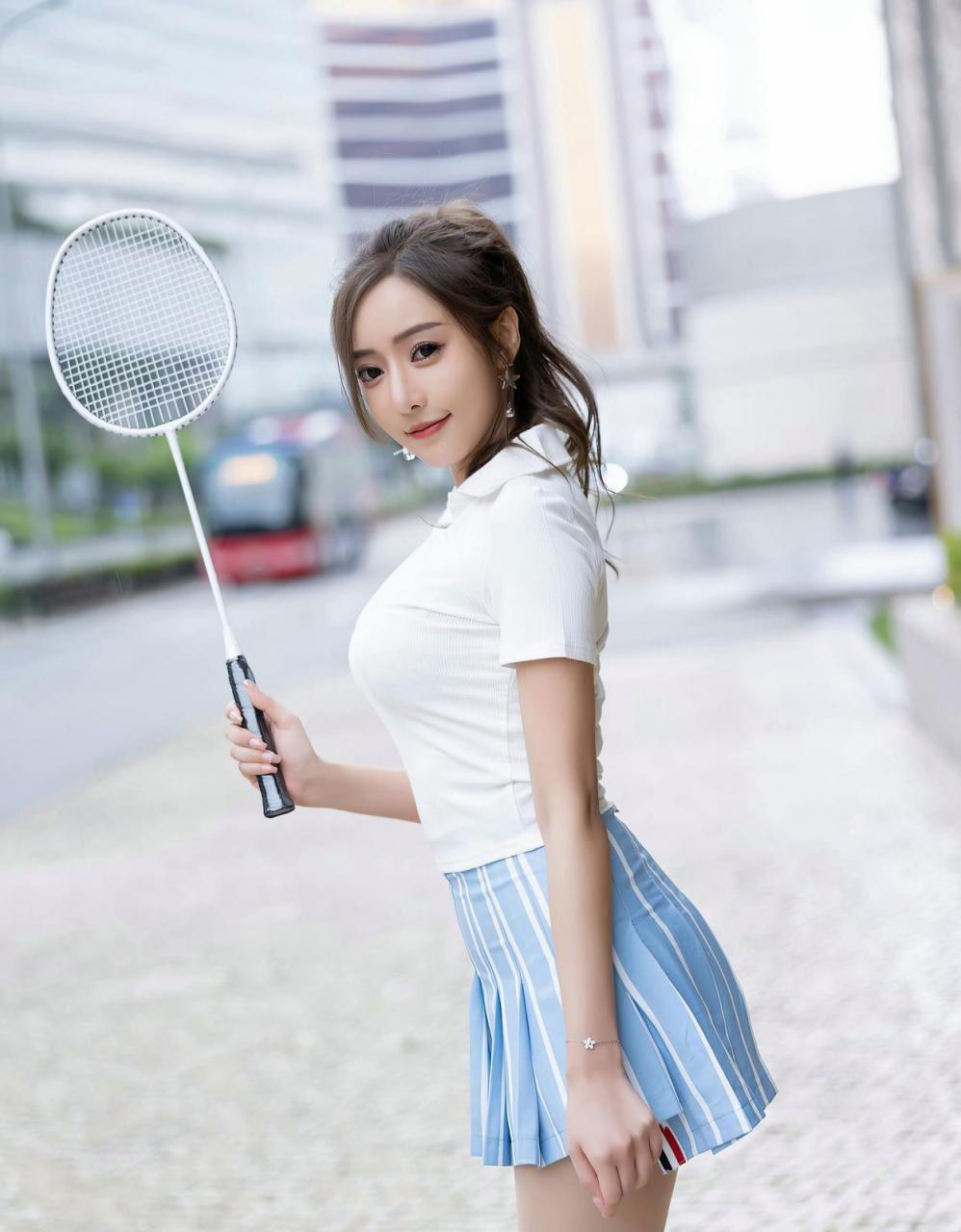 运动系少女甜美摄影写真