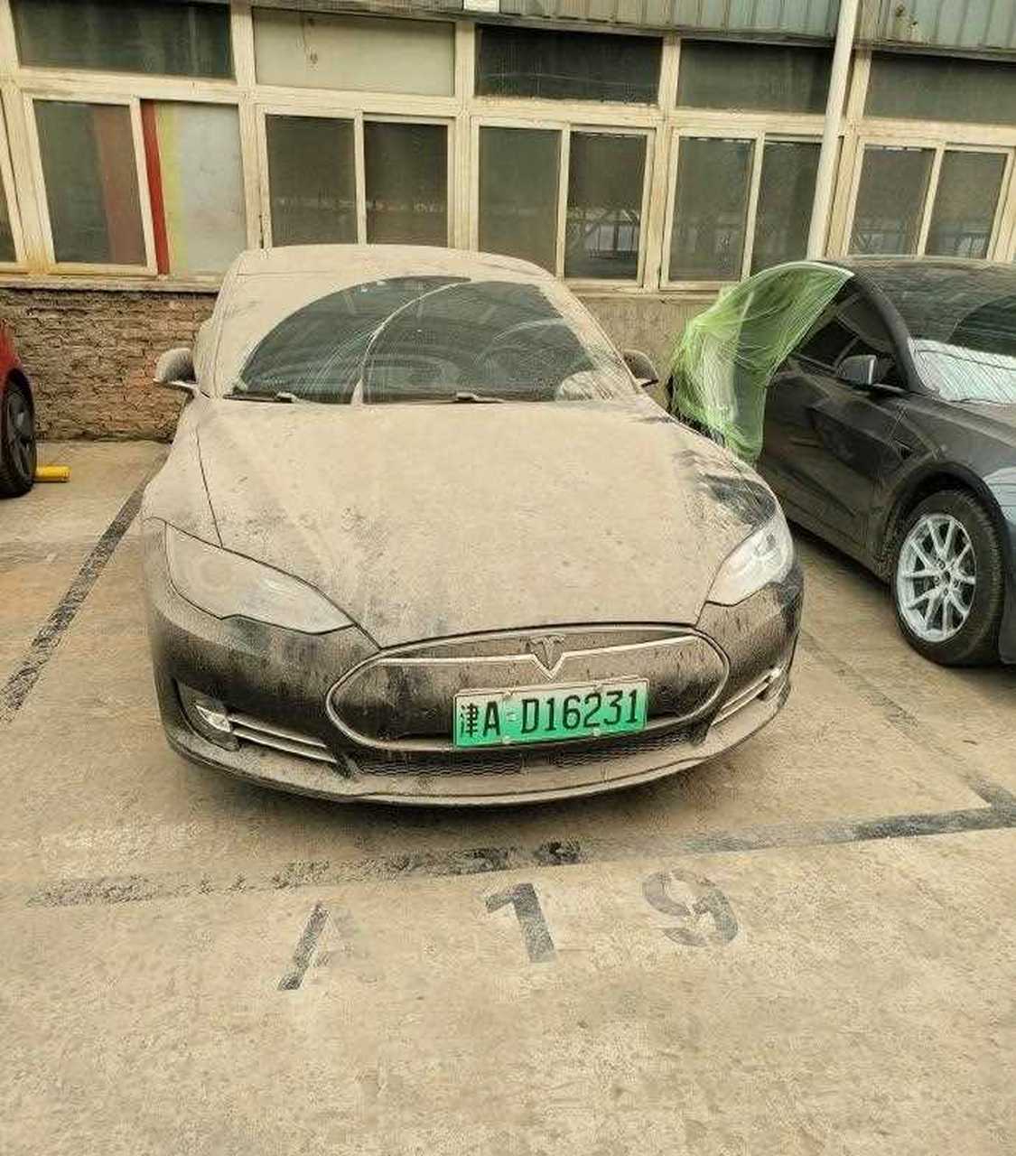 经过755天的维权,特斯拉model s车主韩潮终于胜诉,特斯拉二审上诉被