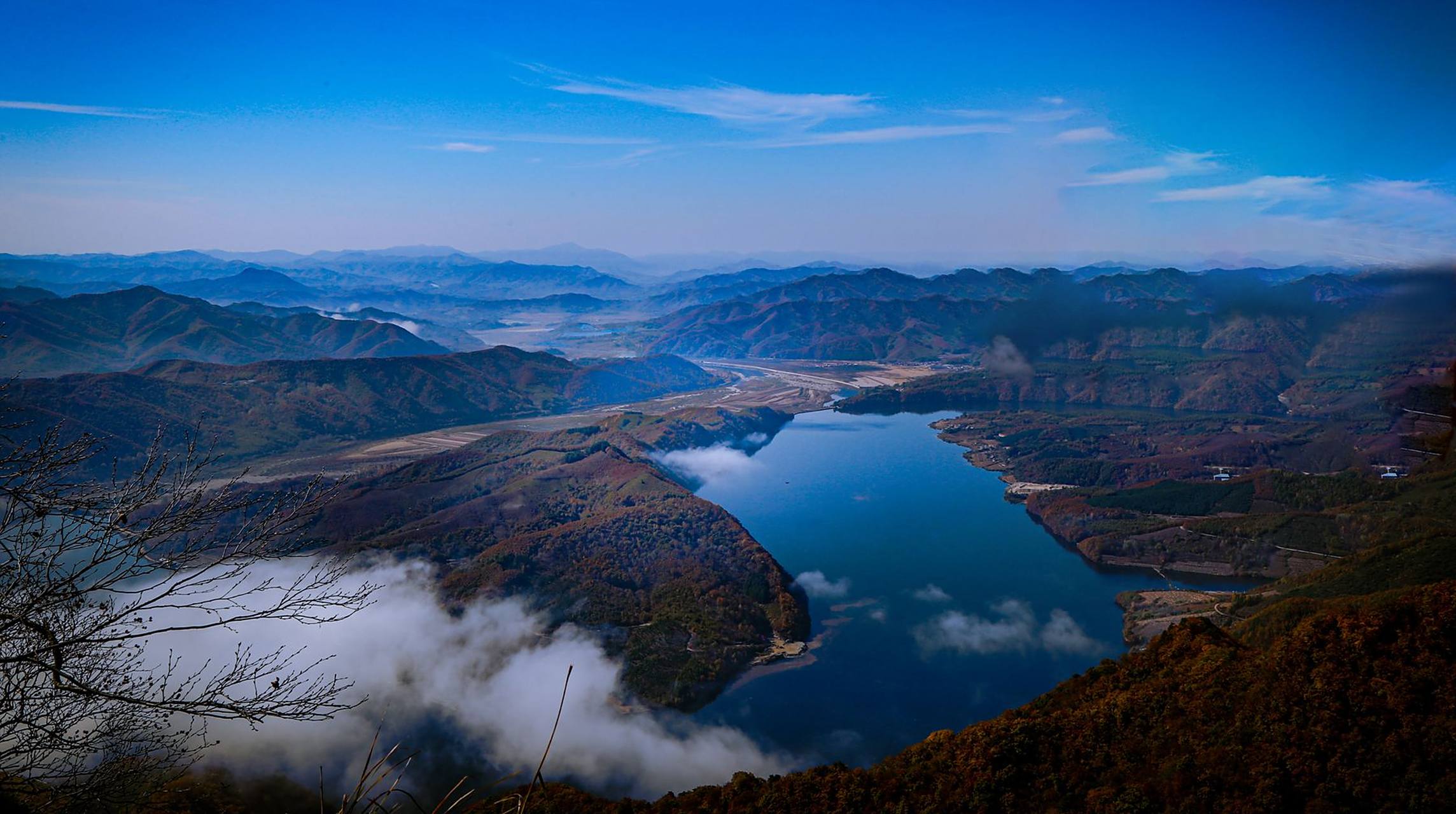 网红打卡地辽宁杠杠滴# 曲再兴:大牛沟云海 宽甸县摄影家协会