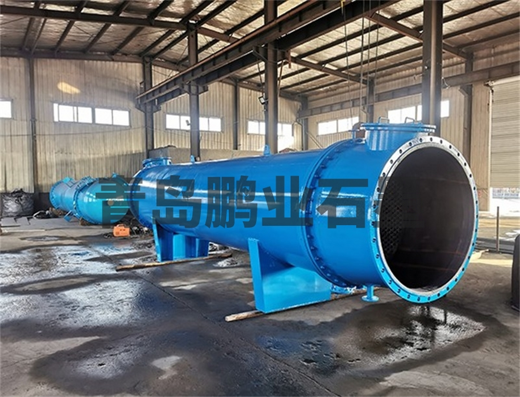 市场上现有的石墨酸雾冷凝器往往存在应用功率低,能耗高的问题.