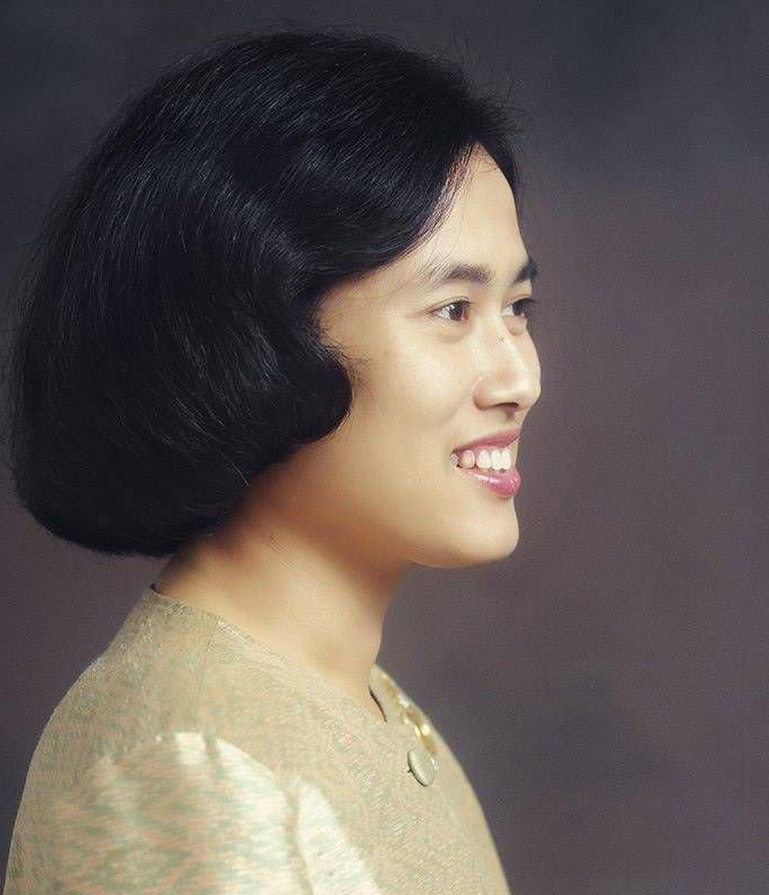 谁说诗琳通公主年轻时不是一个美人?