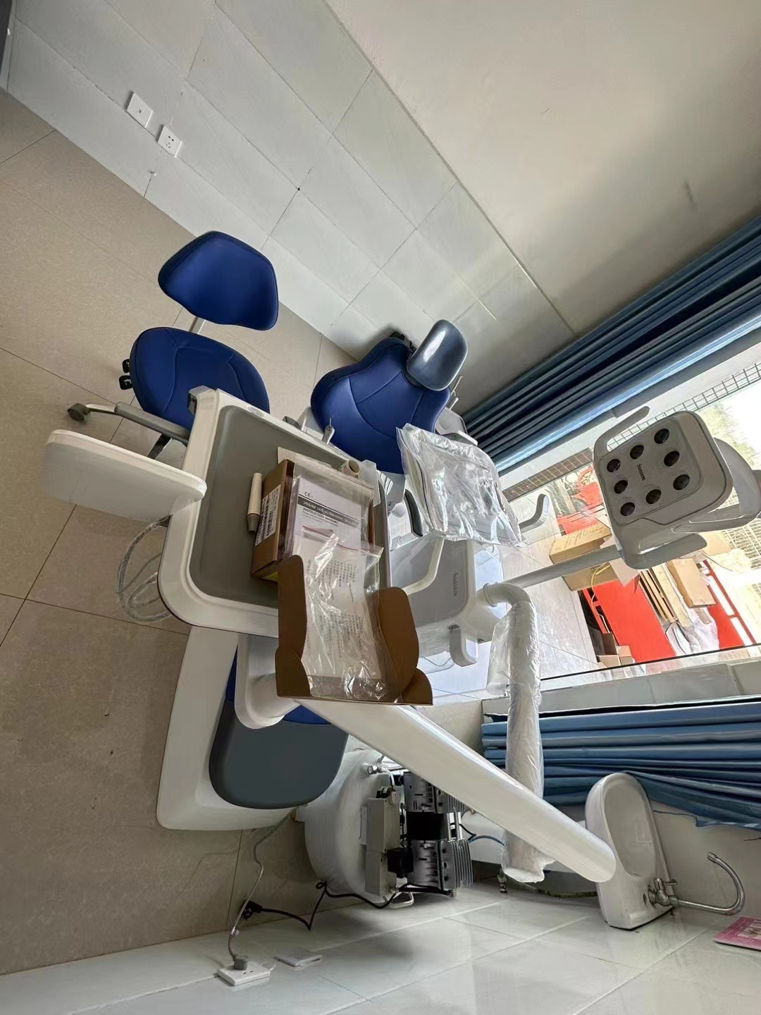 牙科椅	 suntem盛田/牙科椅专业工厂