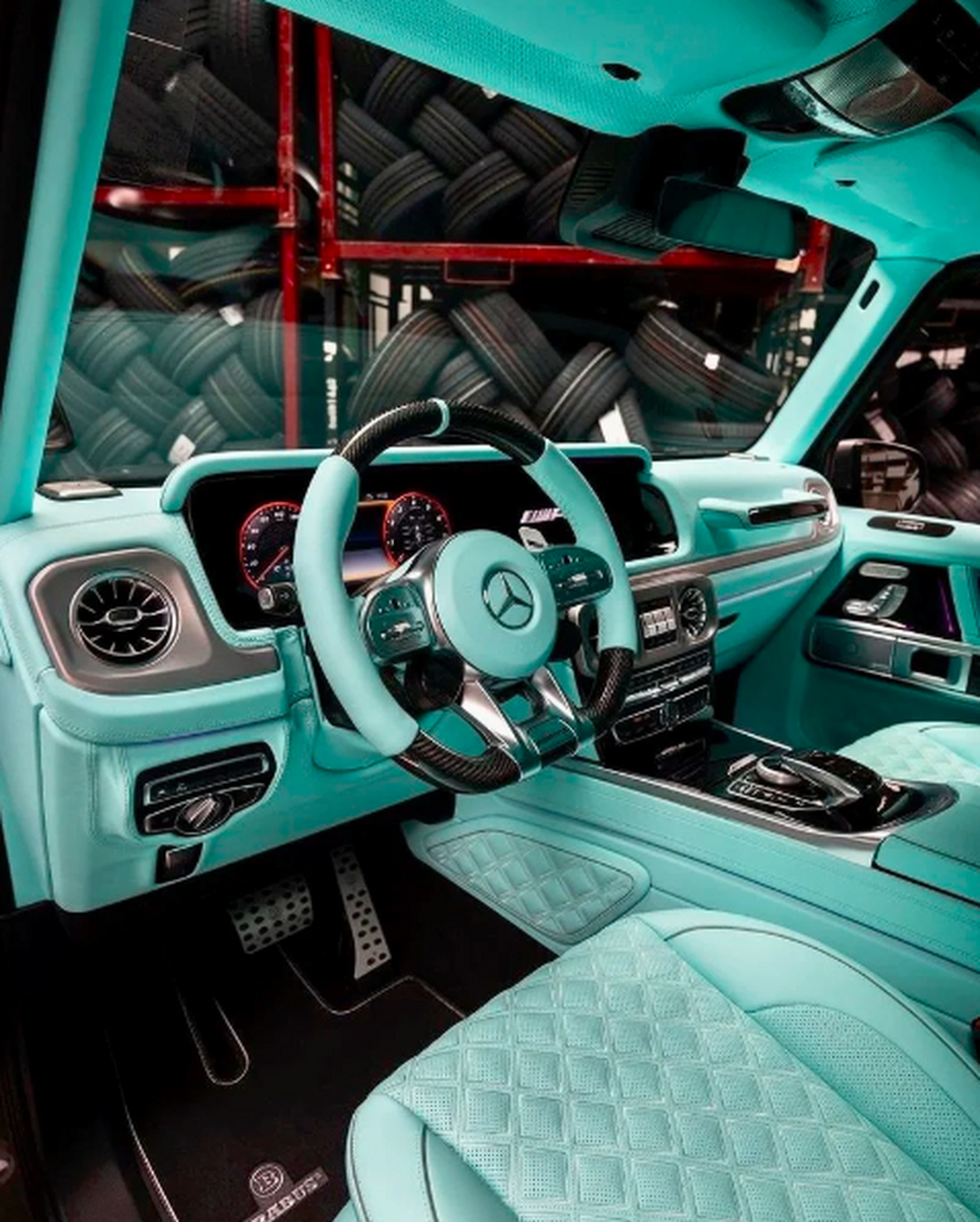 今天我要给大家介绍一下我亲眼见到的奔驰brabus g800!