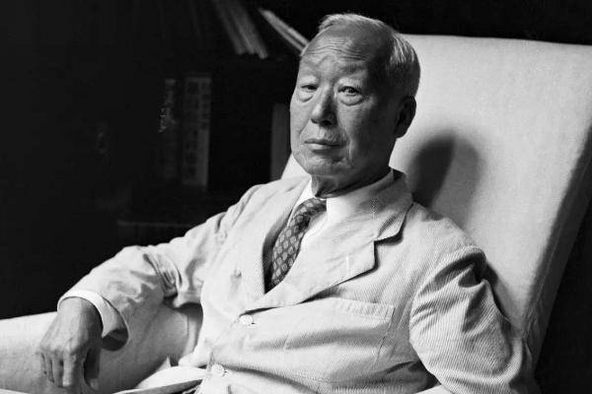 1919年,李承晚担任大韩民国临时政府总统 大家都知道李承晚是韩国首任